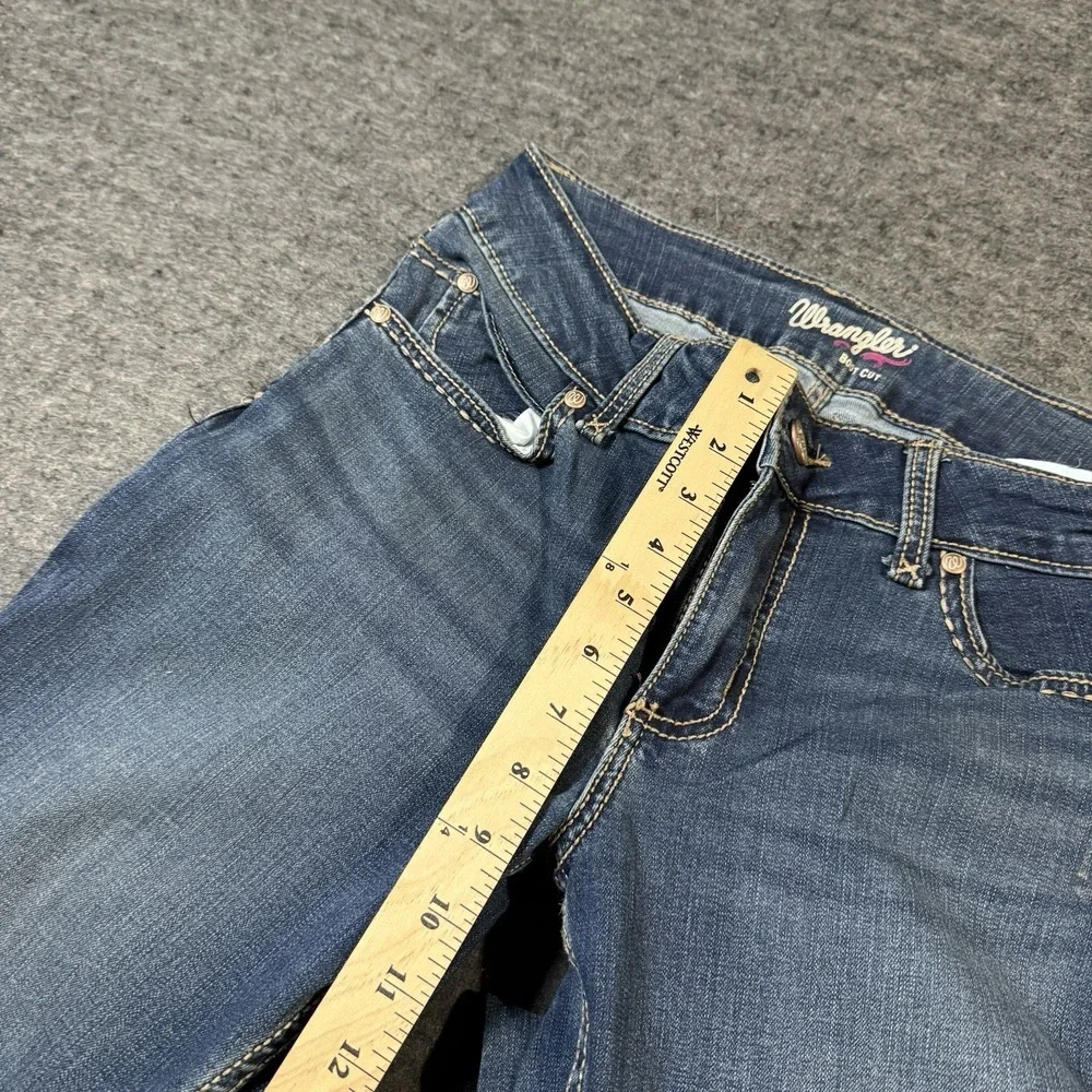 VTG Y2K Wrangler Womens Embroidered Boot Cut Jeans Size 7/8 x 32 Retro Grunge